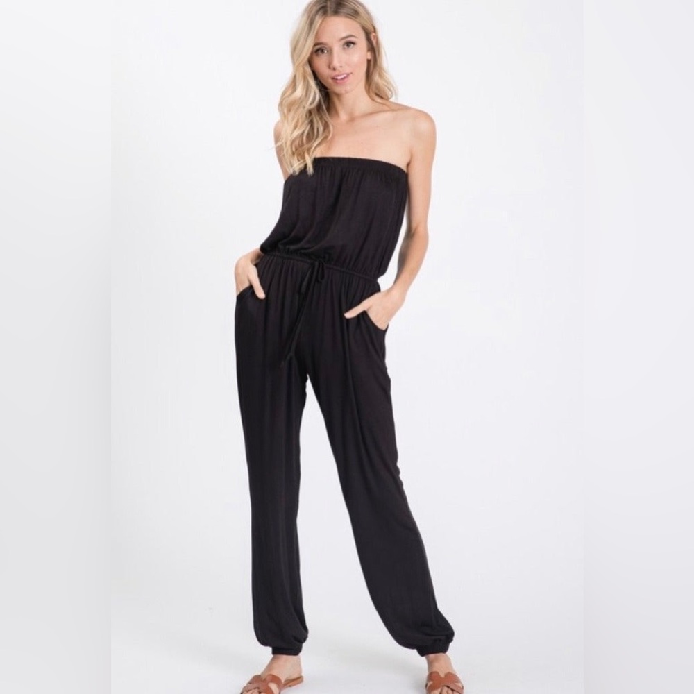 NEW Women’s Black Strapless Jumpsuit